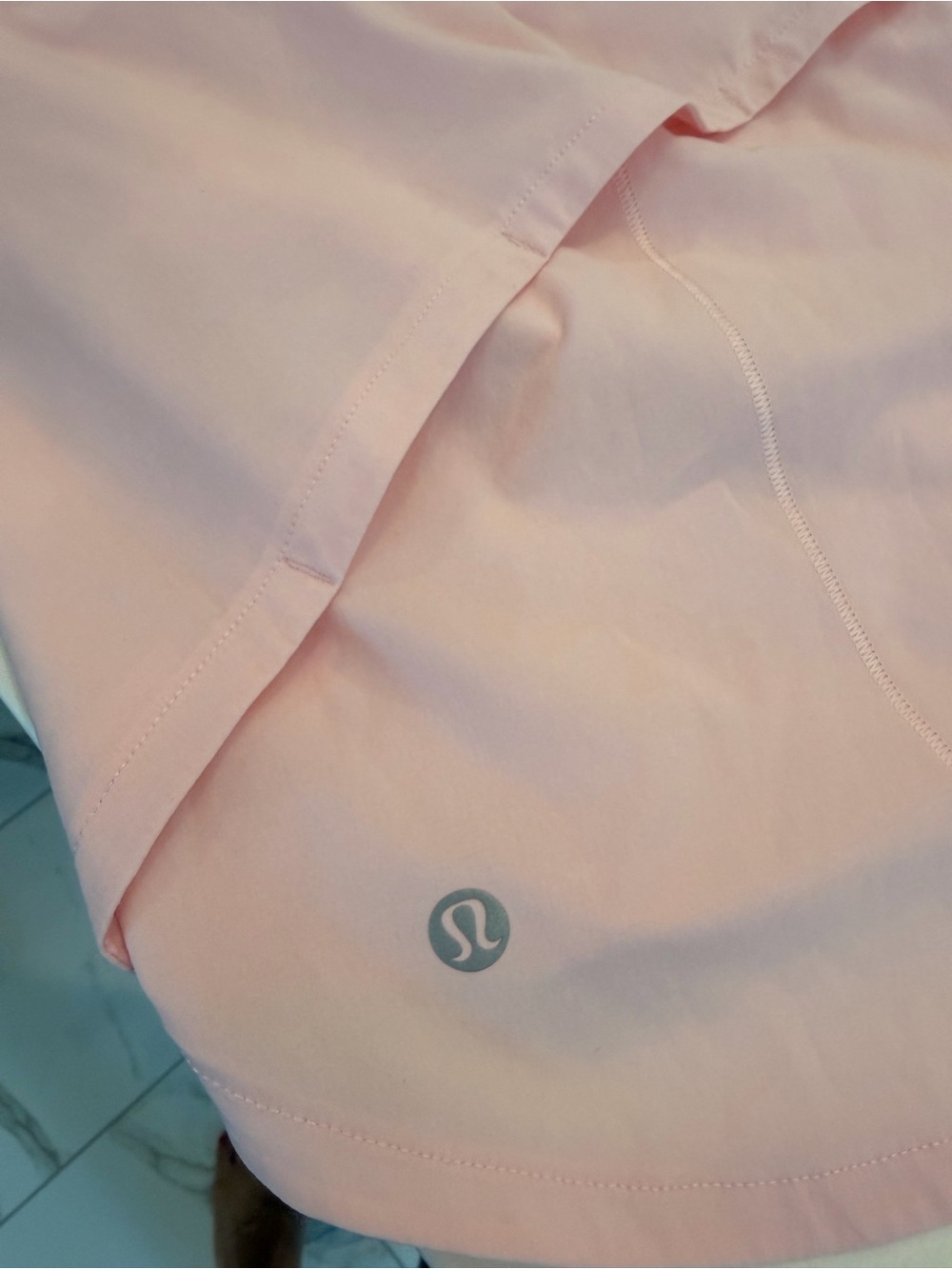 Lululemon Speed Up High Waisted 4 inch Strawberry Milkshake - Picture 3 of 6